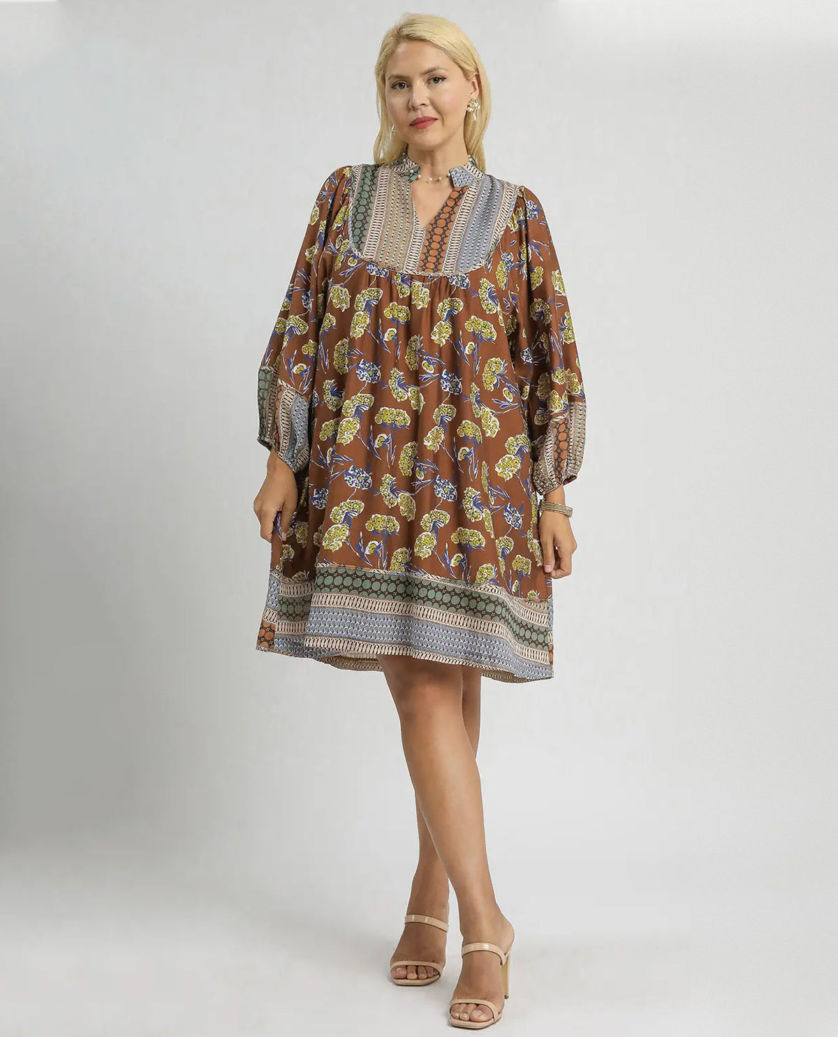 Plus V-neck Madarin Collar Dress