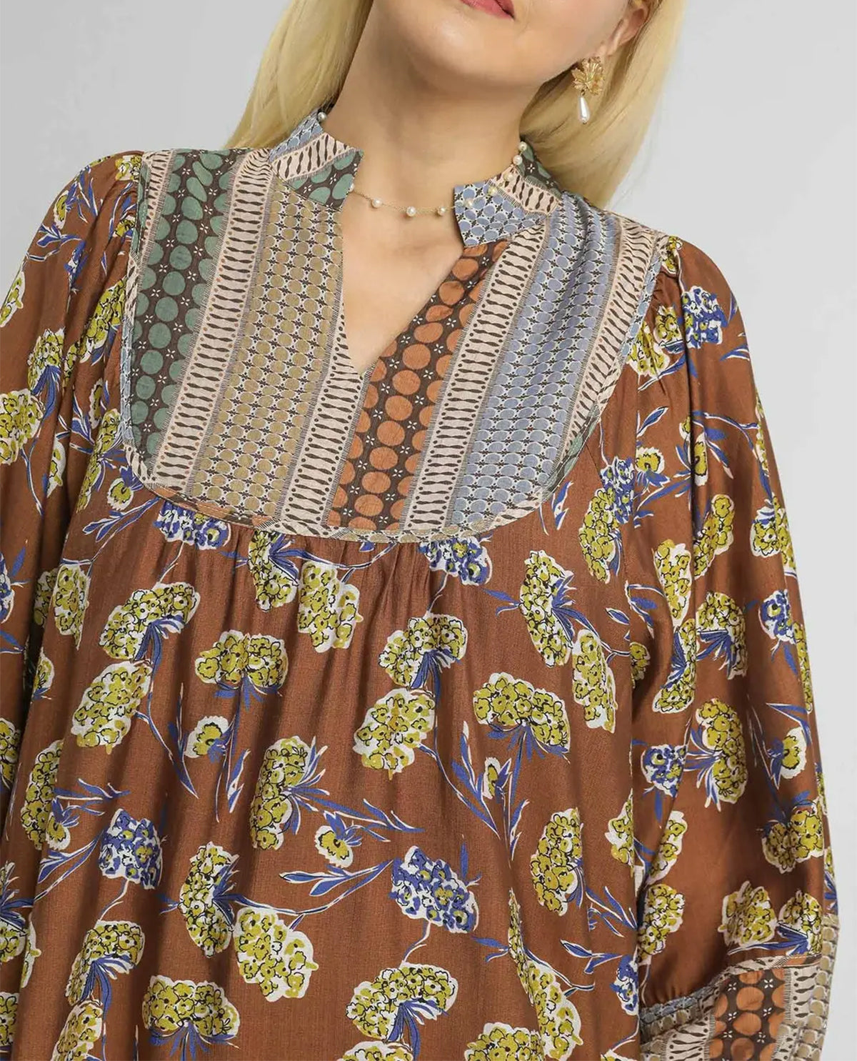 Plus V-neck Madarin Collar Dress
