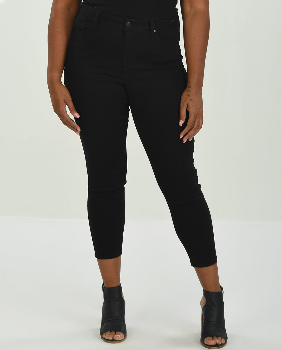 D Jeans Plus Single Button Ankle Wide Jean