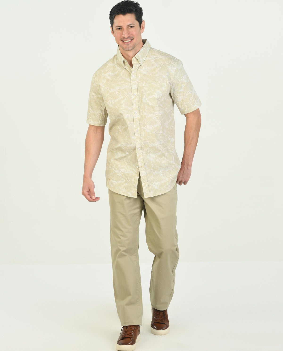 Chaps Men's Short Sleeve Printed Cotton Poplin Button Up