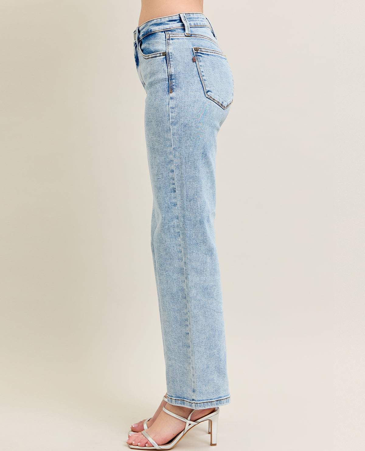 Judy Blue High Waist Stone Wash Straight Fit Jean