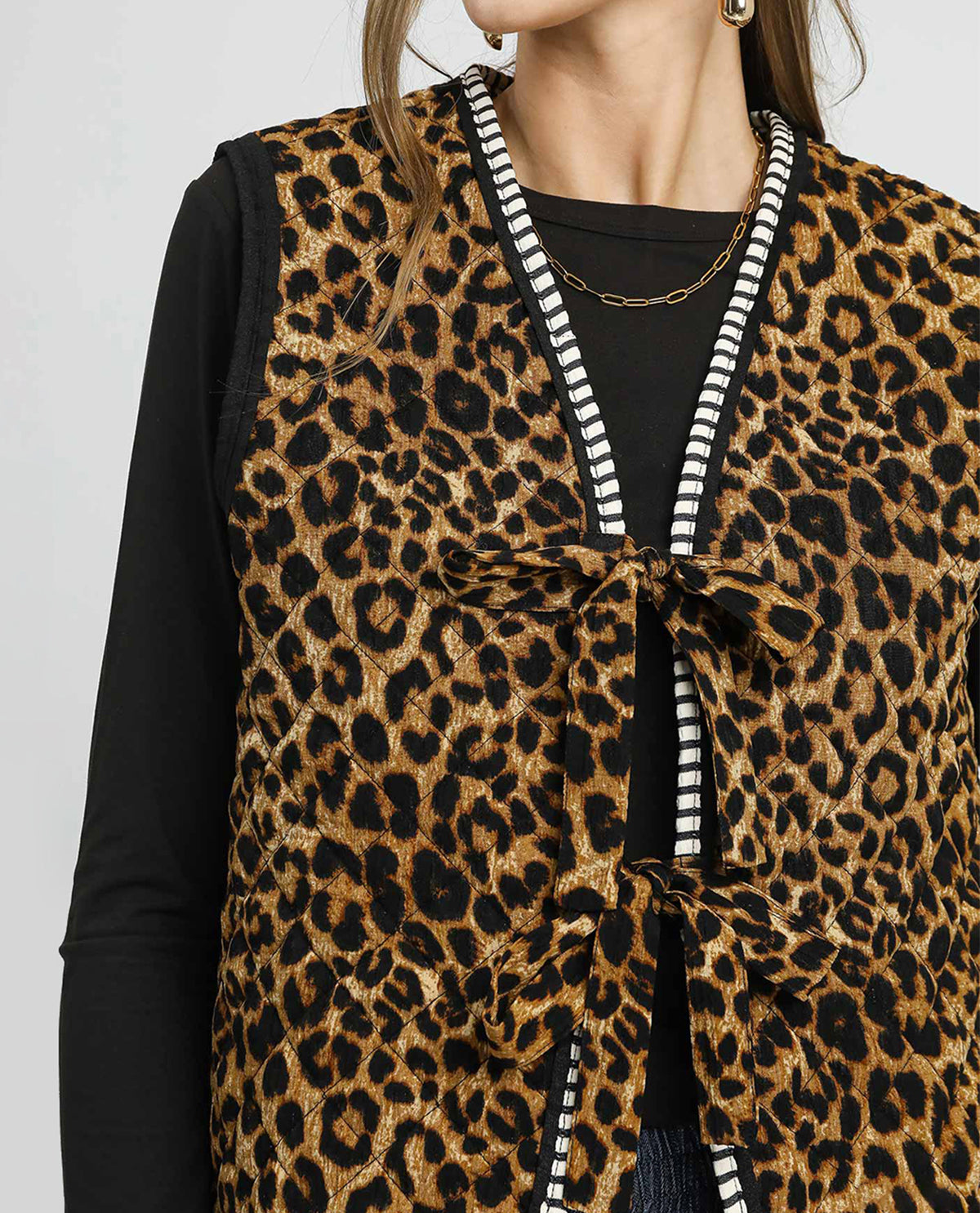 Umgee Quilt Vest Animal Latte