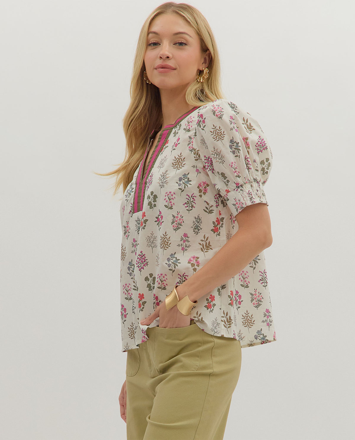 Entro Print Top with Contrast Neck Trim Cream