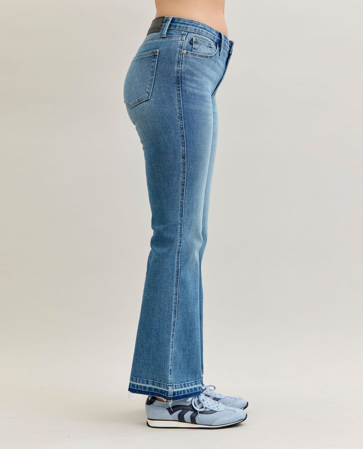 Judy Blue MR Slim Bootcut Tummy Control Medium