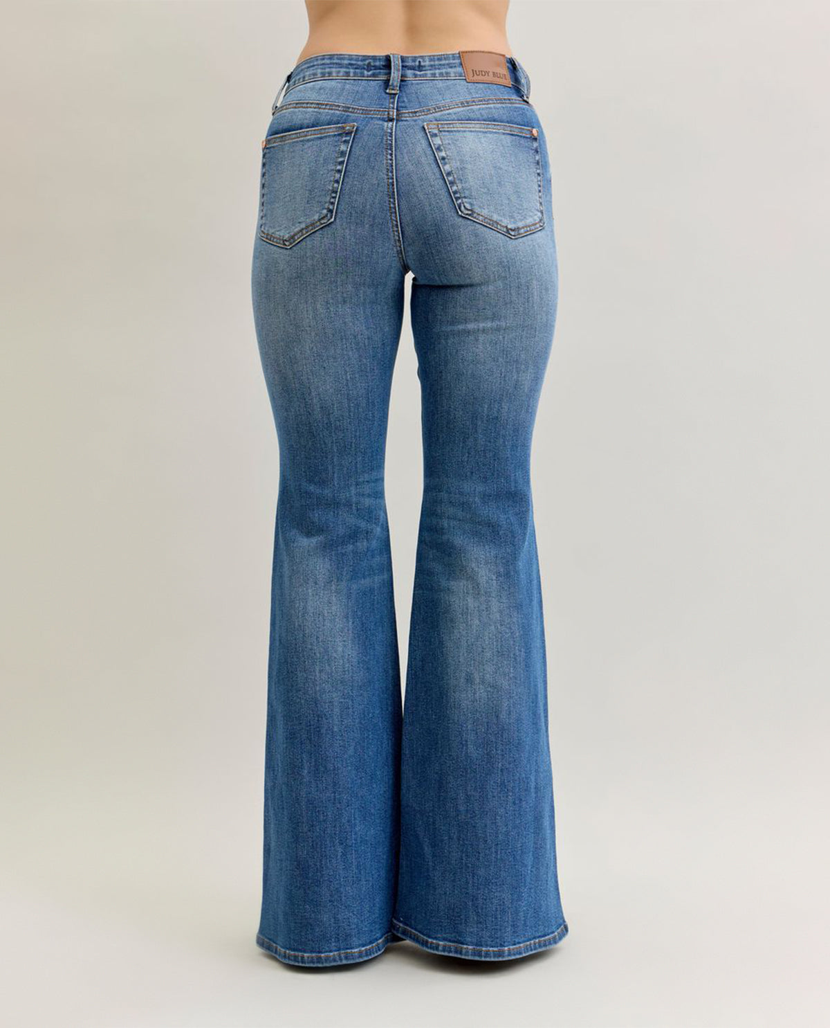 Judy Blue MR New Flare Angular Seam