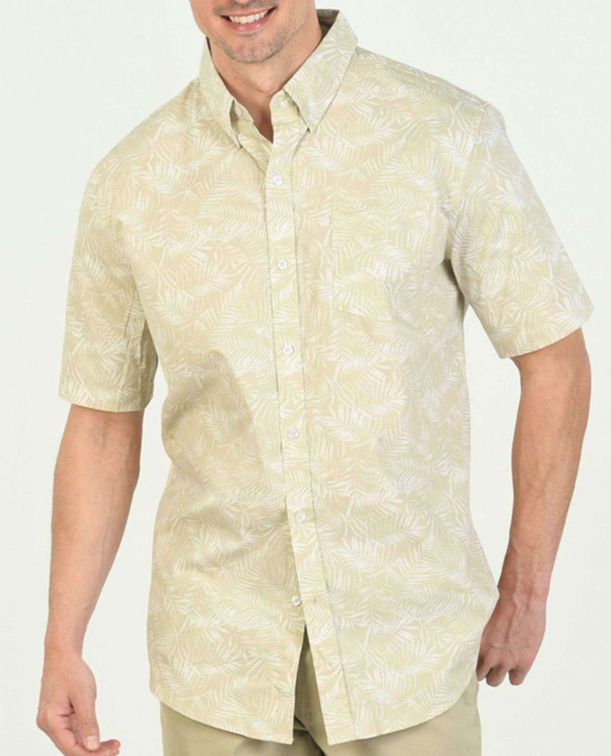 Chaps Men's Short Sleeve Printed Cotton Poplin Button Up Shirt