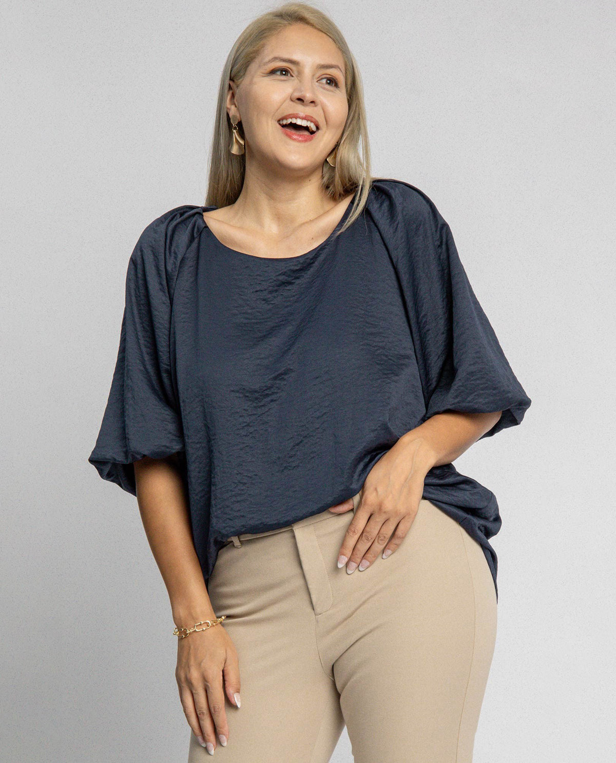 Plus 3/4 Sleeved Scoop Neck Smocked Cuff Top – Hamrick's Shop