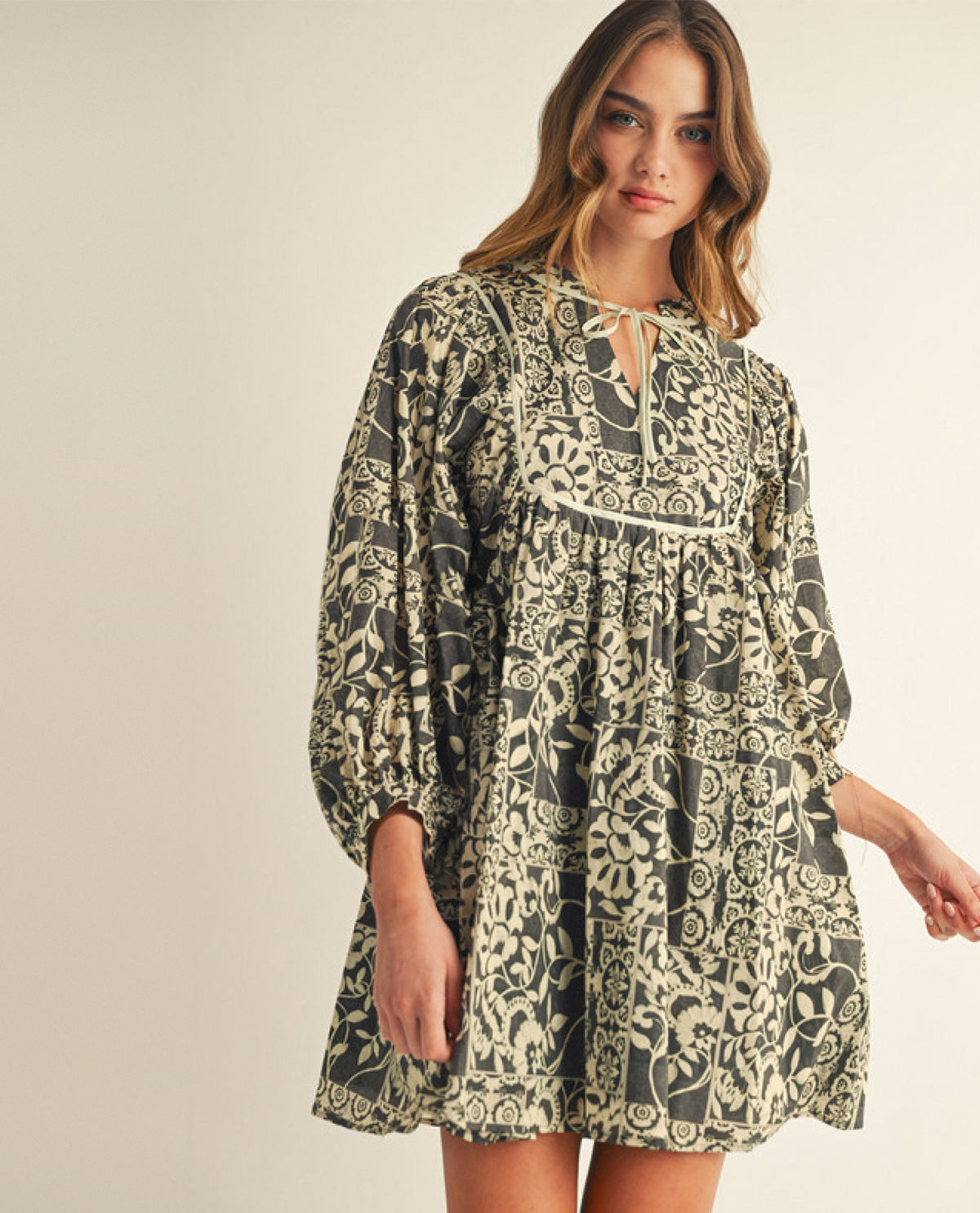 Jodifl Plus 3/4 Boho Print Dress with Tie Neck and Side Pockets