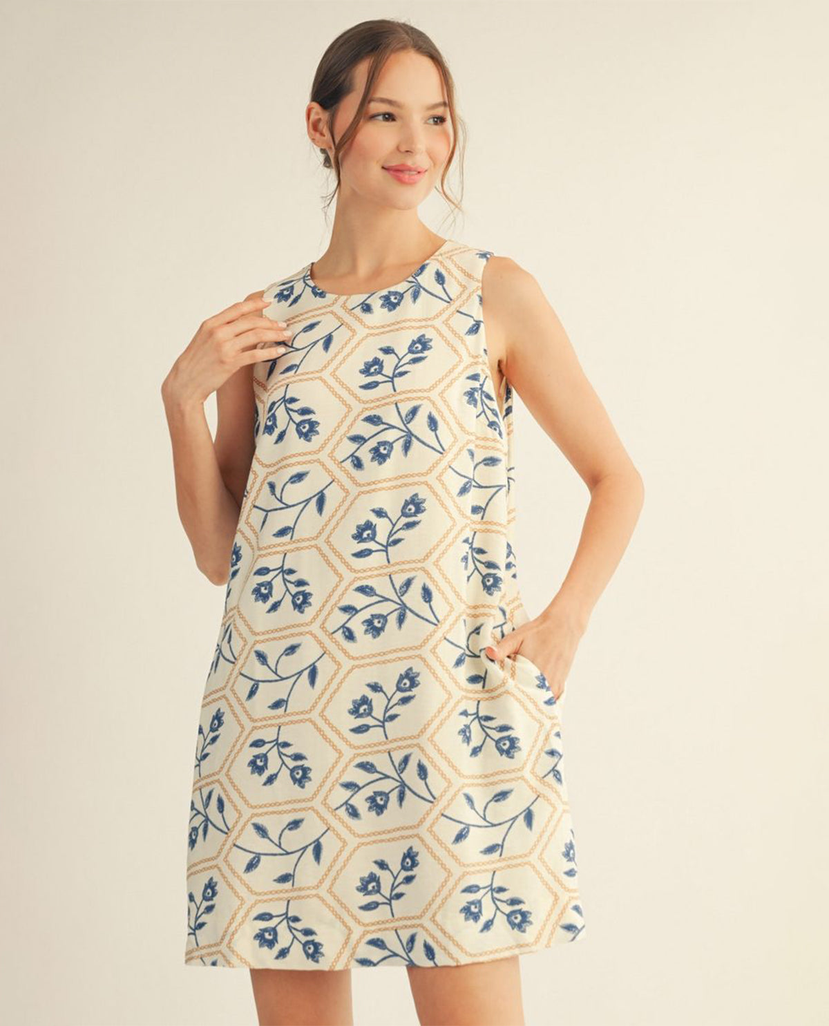 Jodifl Floral Embroidered Shift Dress Blue