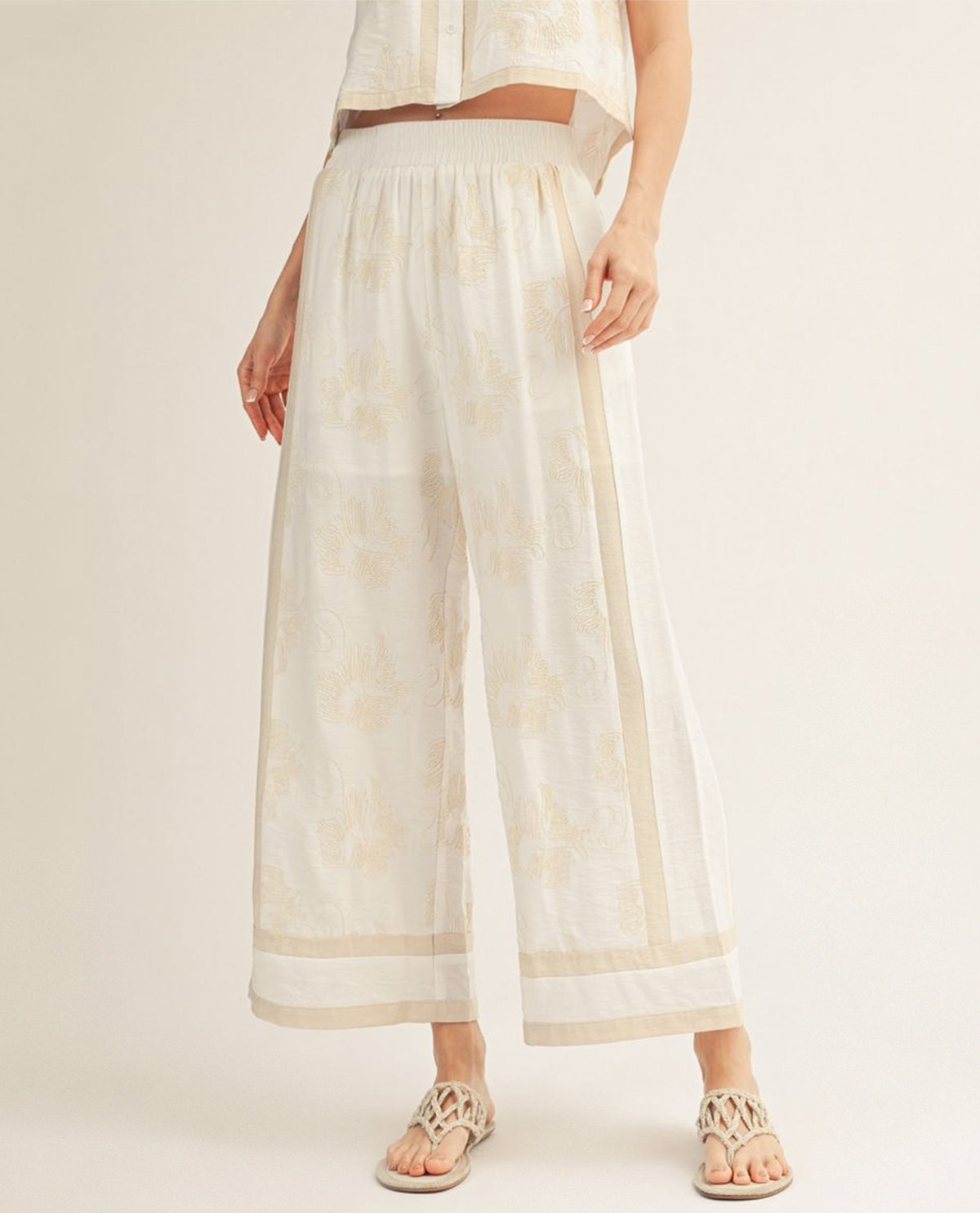 Jodifl Print Soft Crop Pant With Solid Trim Off White