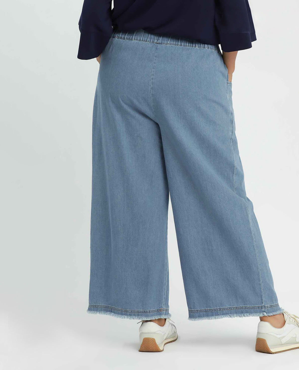 Umgee Solid Denim Pull On Pant Lt Denim