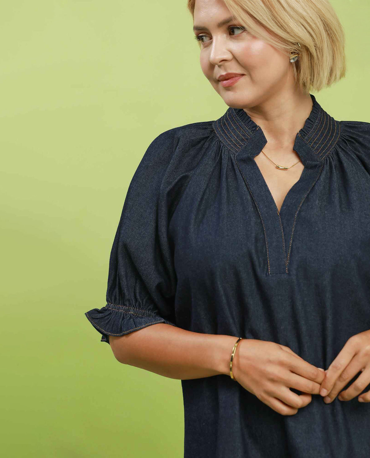 Umgee Bubble Sleeve V-Neck Chambray Top Indigo