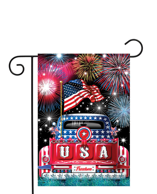 USA Pickup Patriotic Garden Flag