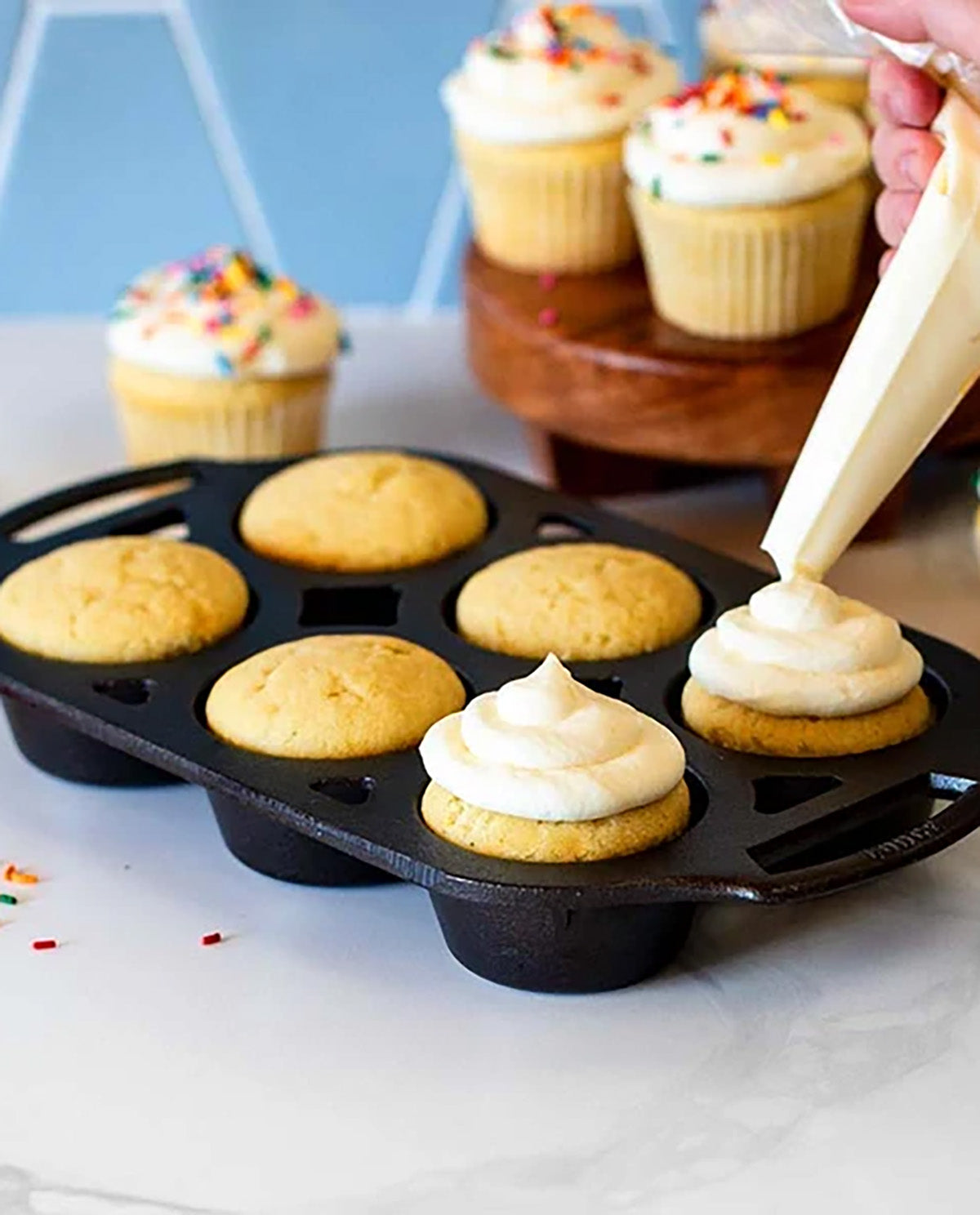 Lodge Muffin Pan