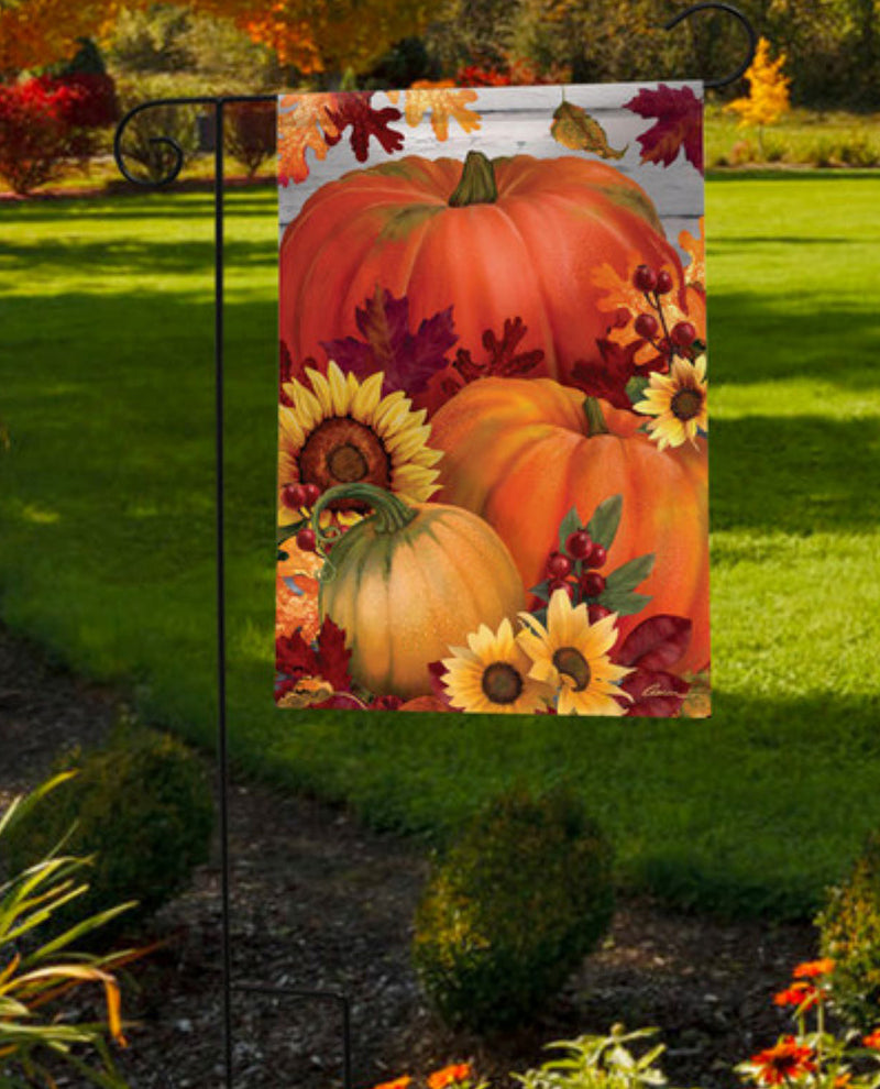 Autumn Pumpkin Trio Garden Flag