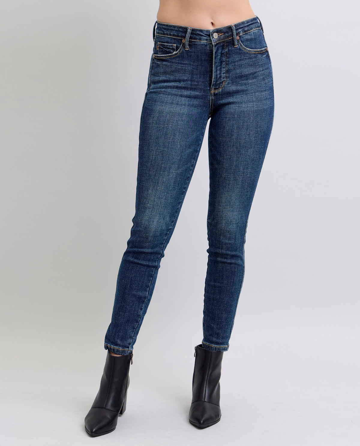 Judy Blue Mid Rise Tummy Control Skinny Jean