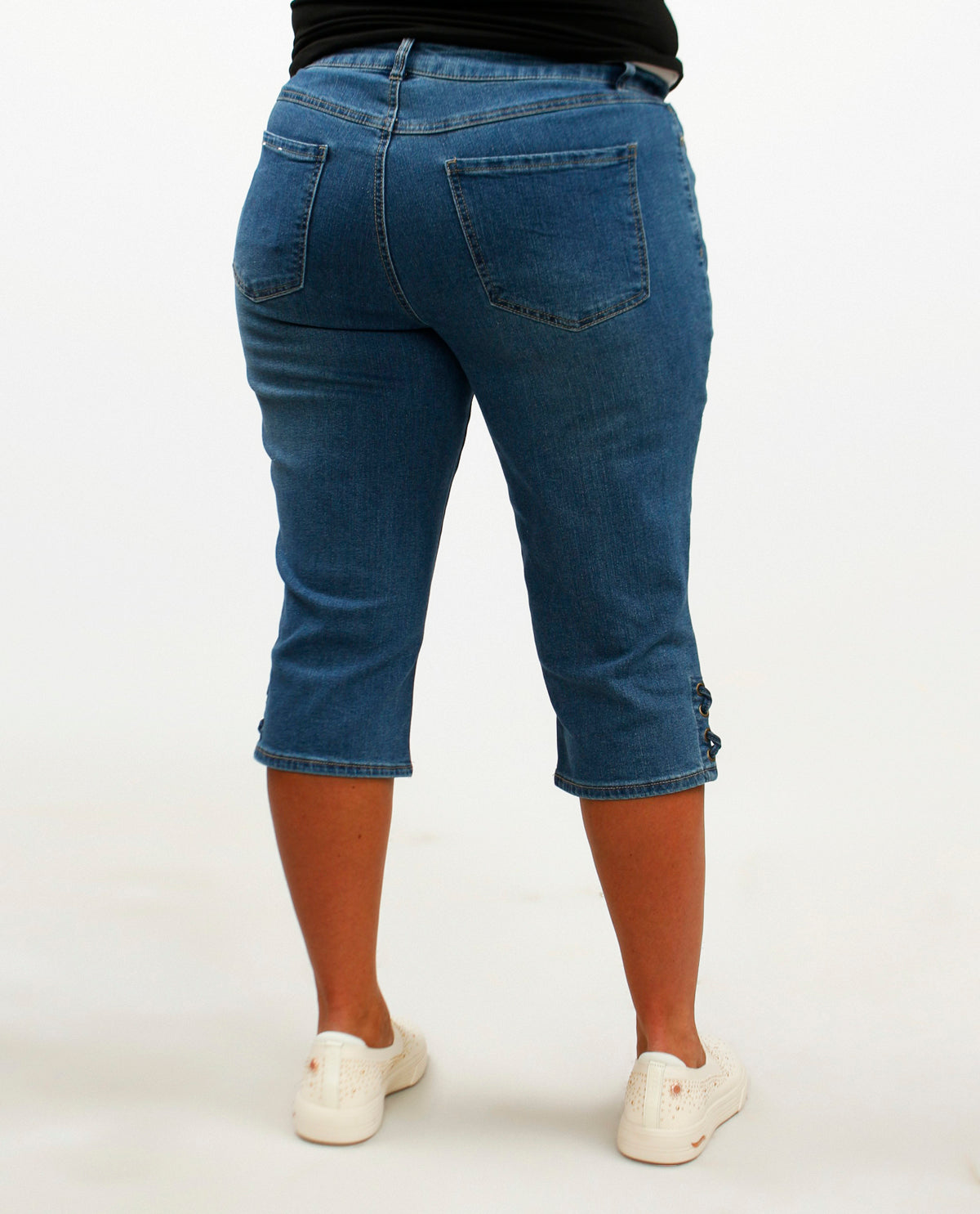 D Jeans Plus Recycle Lace Hem Denim Capri