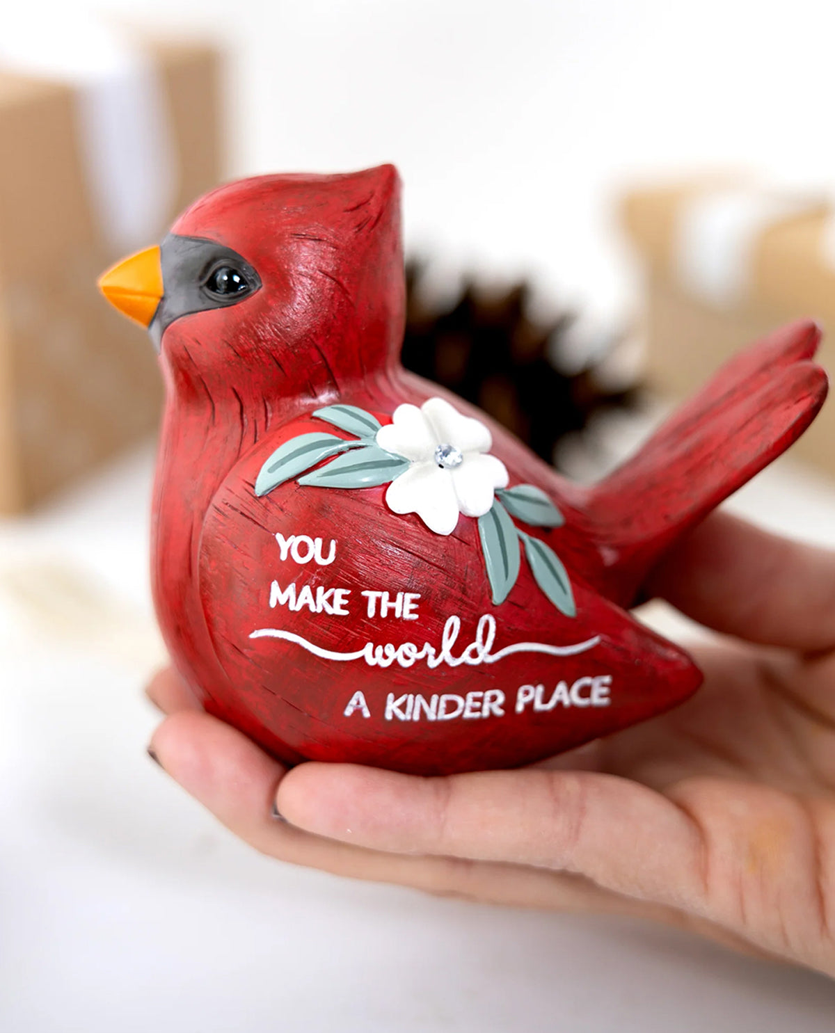 Cardinal Kinder Place Figurine Decoration