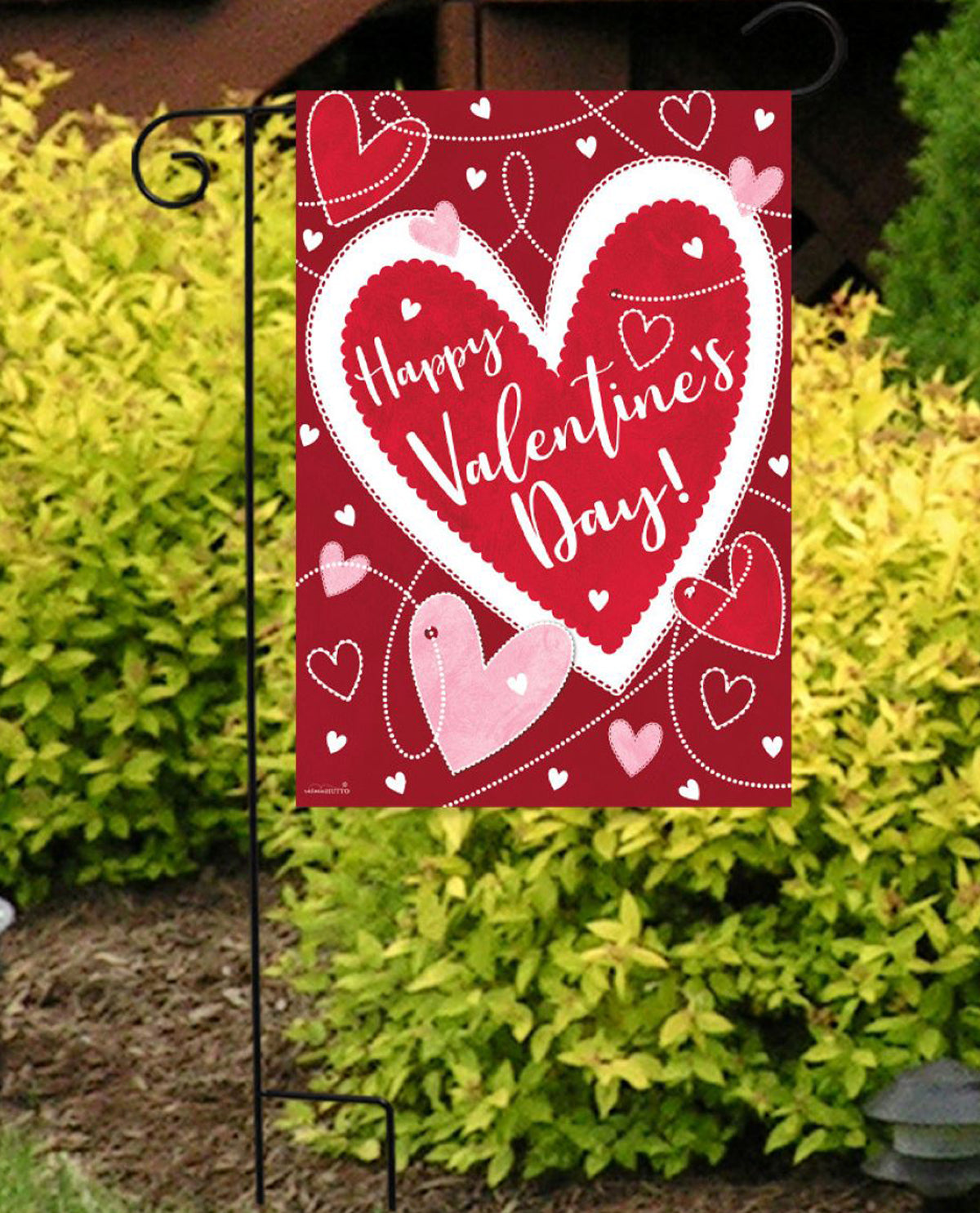 HEART TOSS GARDEN FLAG