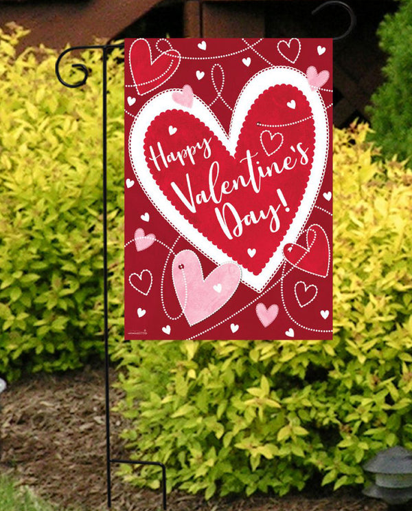 Heart Toss Garden Flag