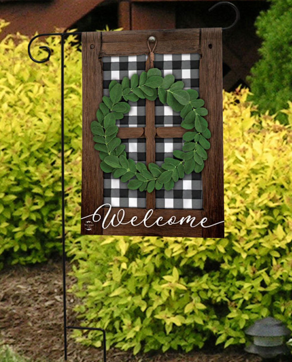 Boxwood Plaid Wreath Garden Flag