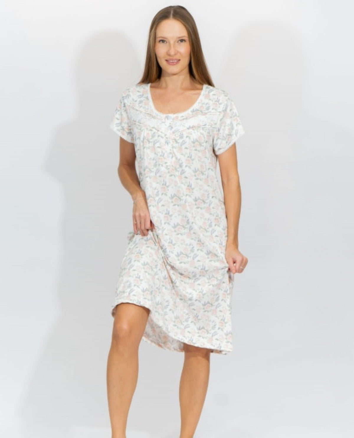 Body Touch Short Sleeve Gown