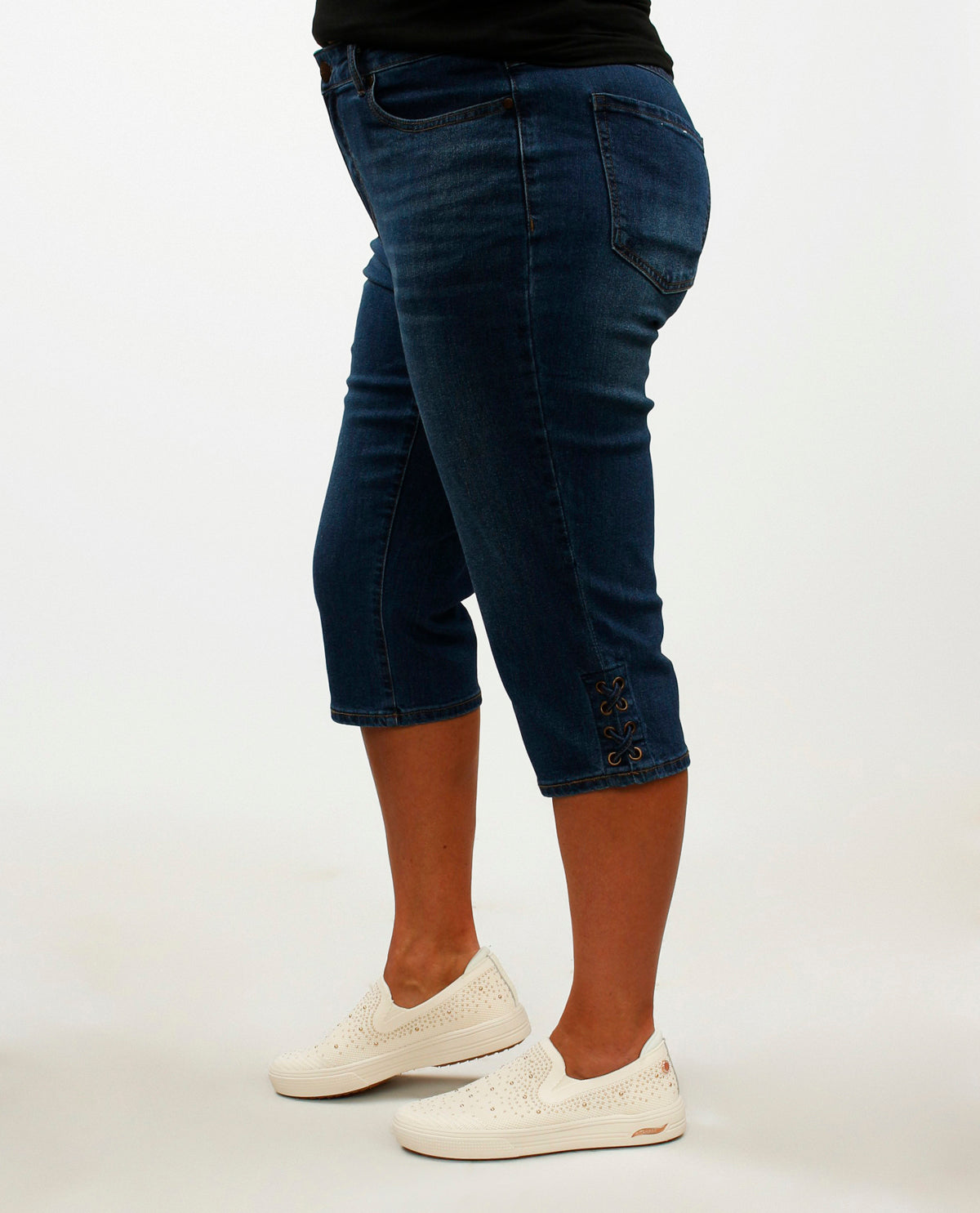 D Jeans Plus Recycle Lace Hem Capri