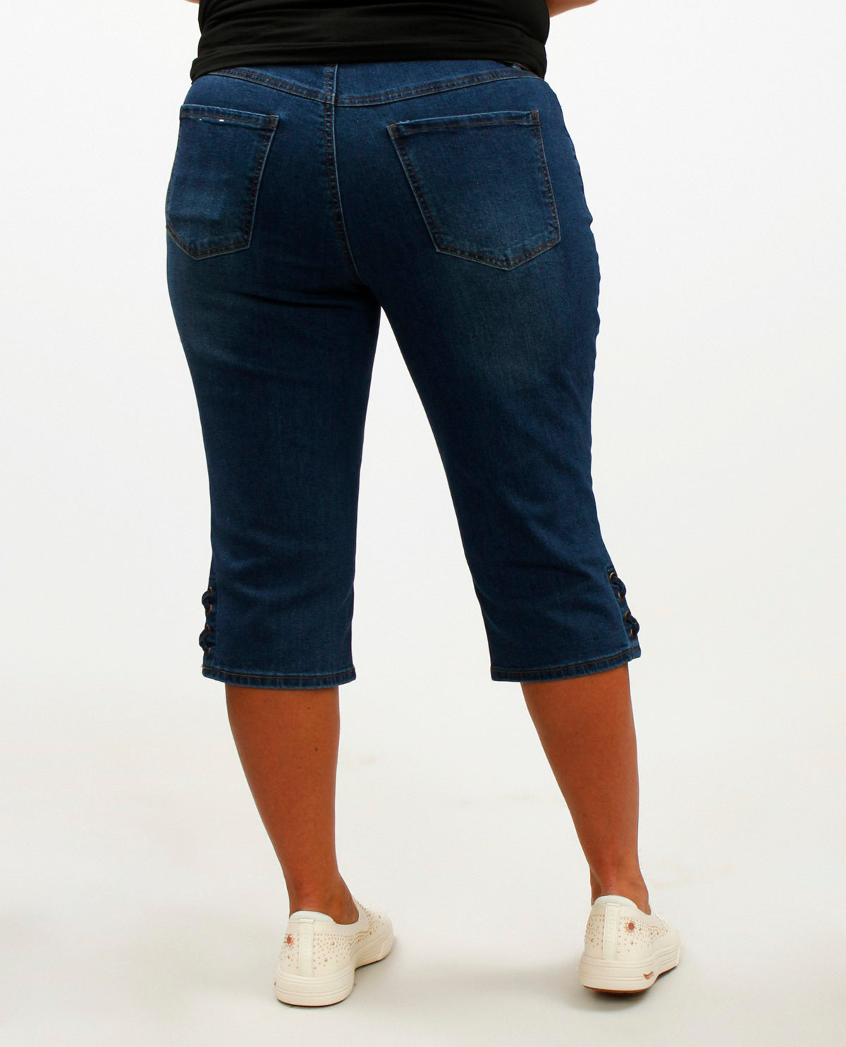 D Jeans Plus Recycle Lace Hem Capri