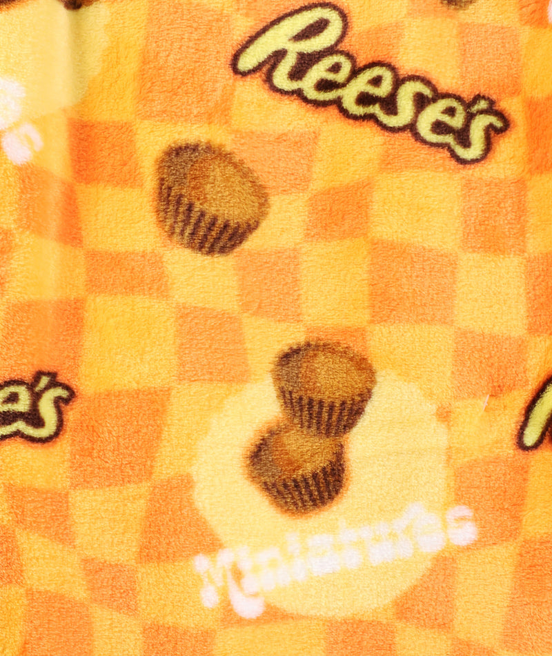 Mini Reese's Hanging Throw