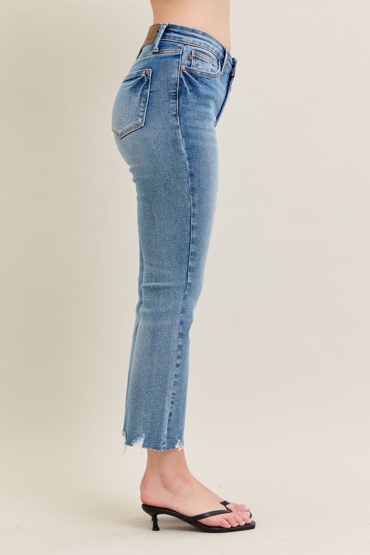 Judy Blue Vintage Wash Kick Flare Jenas