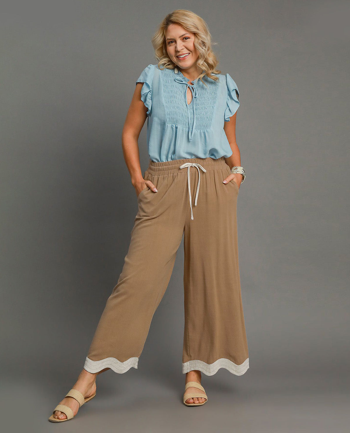 Plus Drawstring Linen Crop Pants with Scalloped Hemline