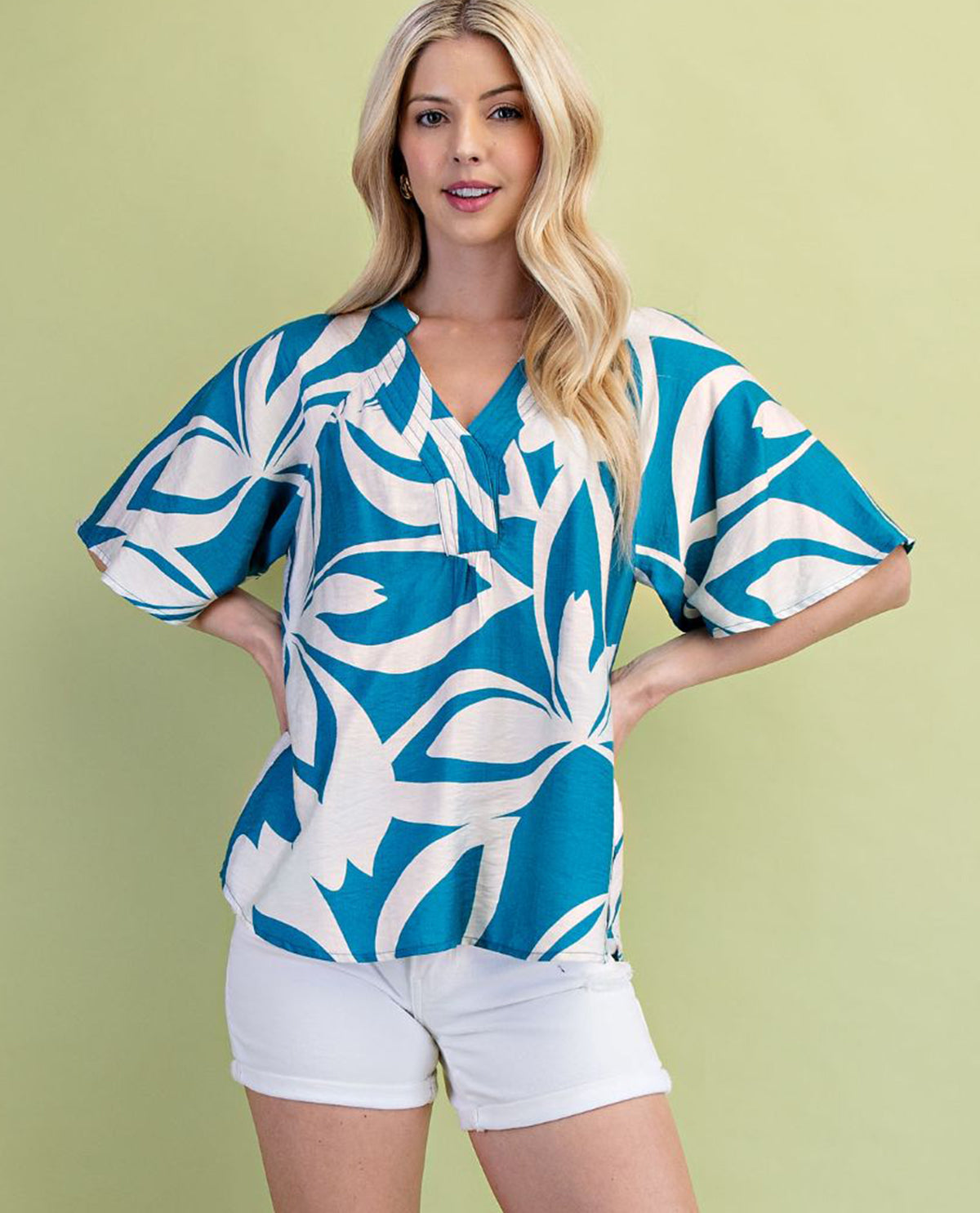 Gigio Print V-Neck Mint Mix Top Turquoise