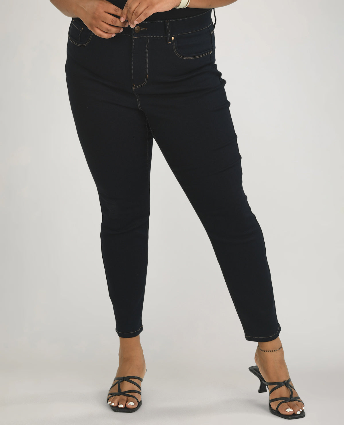 D Jean Plus Comfort Waist Single Button Ankle Jeans