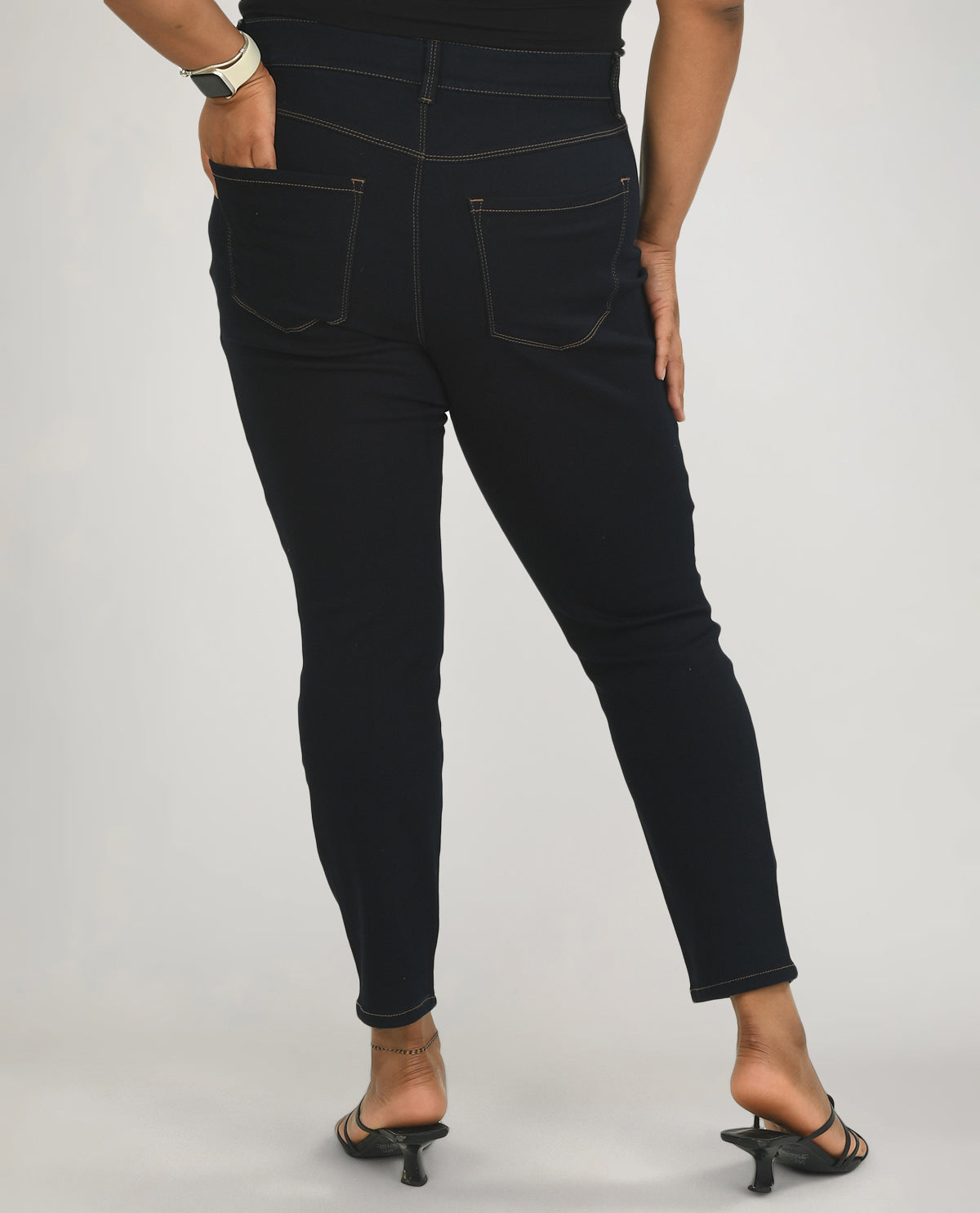 D Jean Plus Comfort Waist Single Button Ankle Jeans