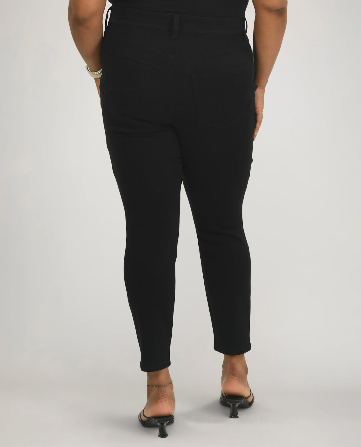 D Jean Plus Comfort Waist Single Button Ankle Jeans