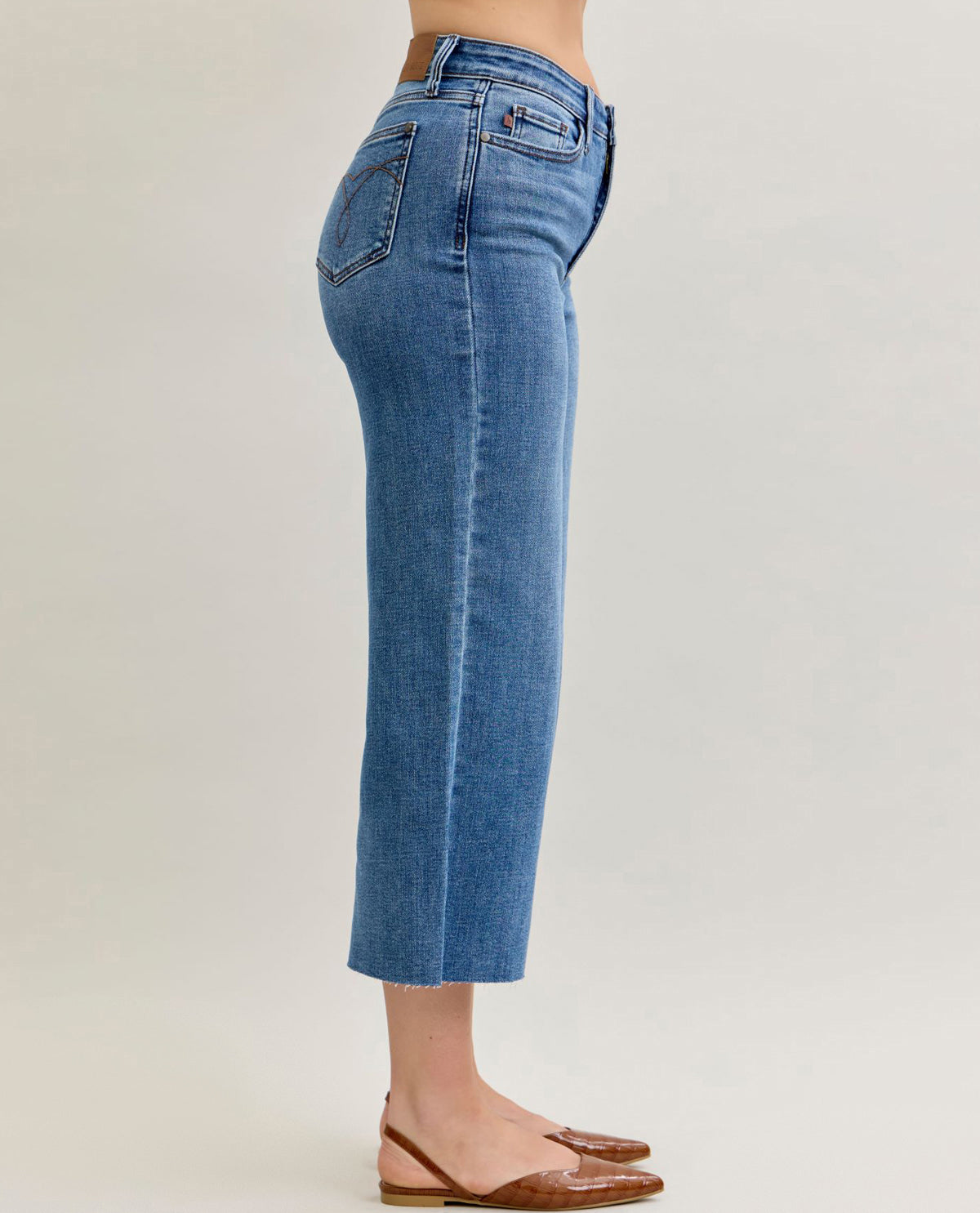 Judy Blue Wide Crop Classic Raw Denim Capri Pant