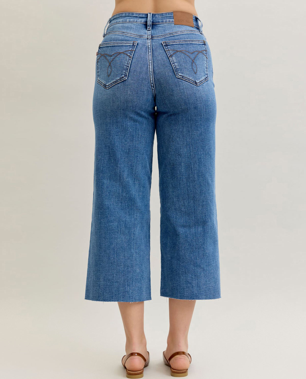 Judy Blue Wide Crop Classic Raw Denim Capri Pant