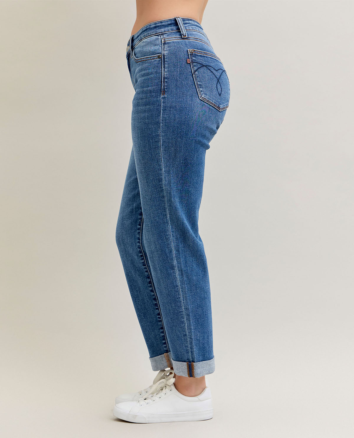 Judy Blue Mid Rise Classic Boyfriend Jeans
