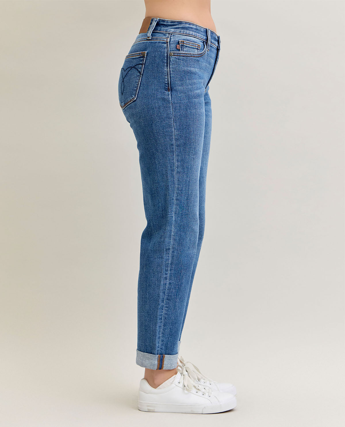 Judy Blue Mid Rise Classic Boyfriend Jeans