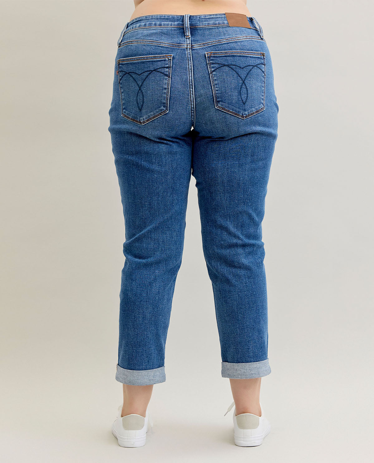 Judy Blue Plus Mid-Rise Classic Boyfriend Jeans