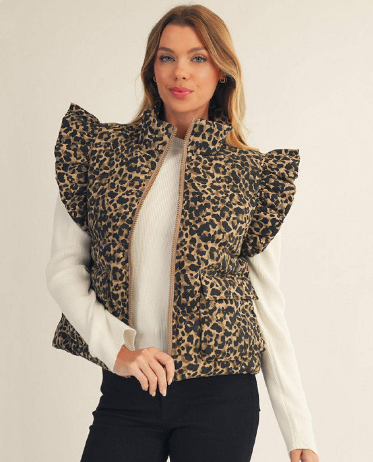 Jodifl High Neck Leopard Print Ruffled Puffy Vest