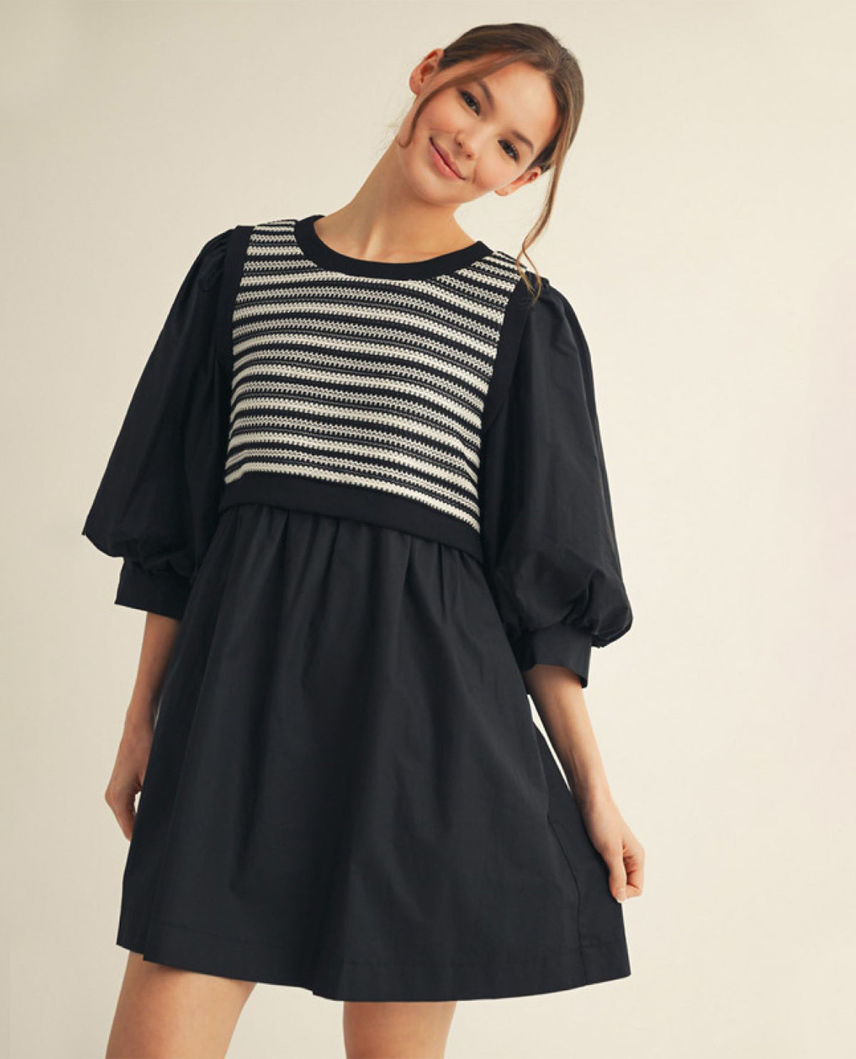 Jodifl Solid Dress with Texture Stripe Contrast and Side Pockets
