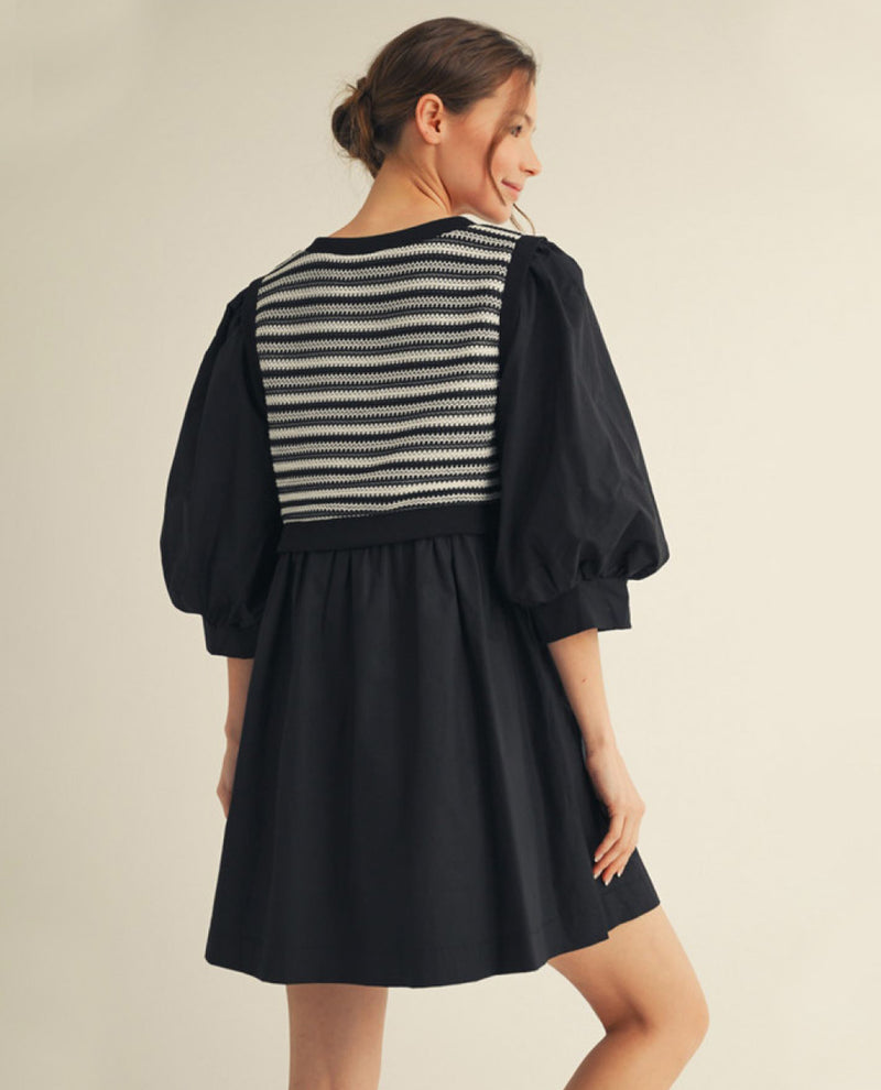 Jodifl Solid Dress with Texture Stripe Contrast and Side Pockets