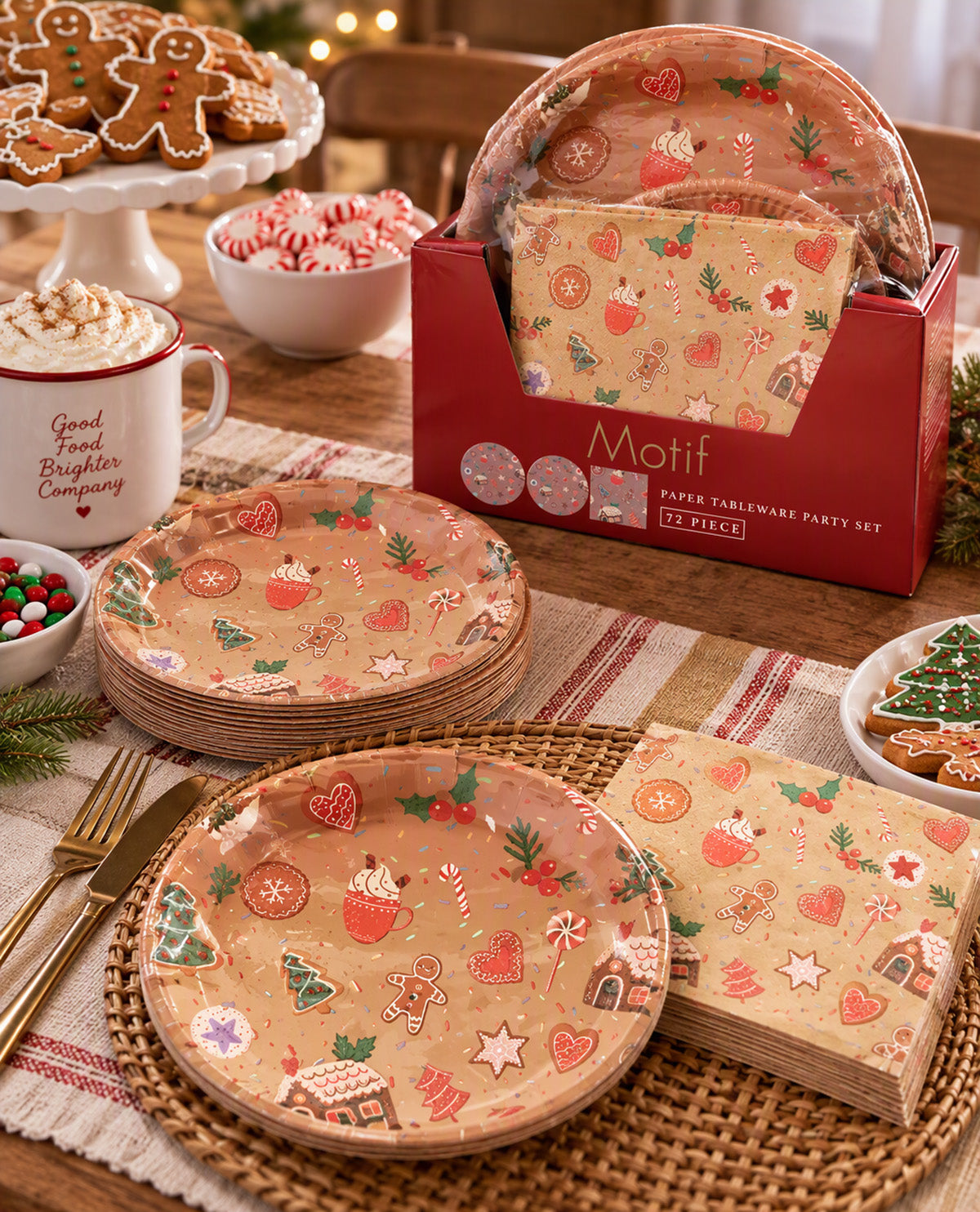Motif Gingerbread Plates & Napkins Party Set