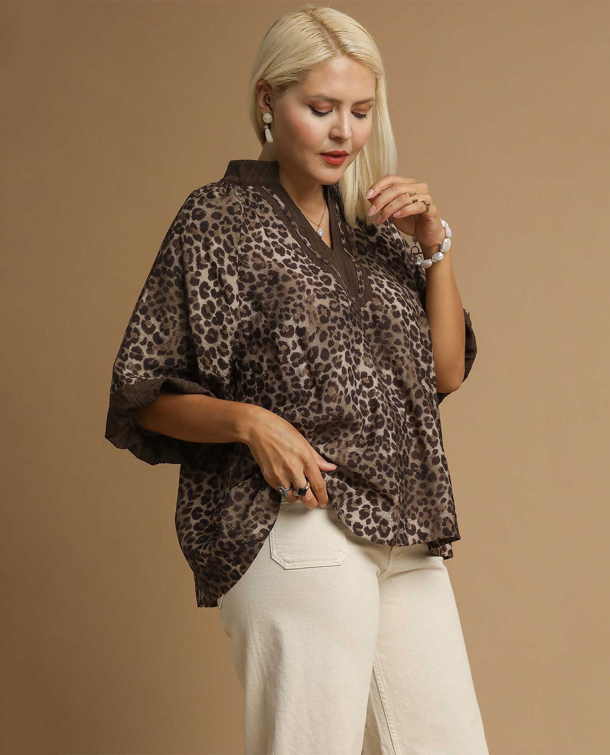 Umgee Plus Leopard Print Pleated Sleeve Top