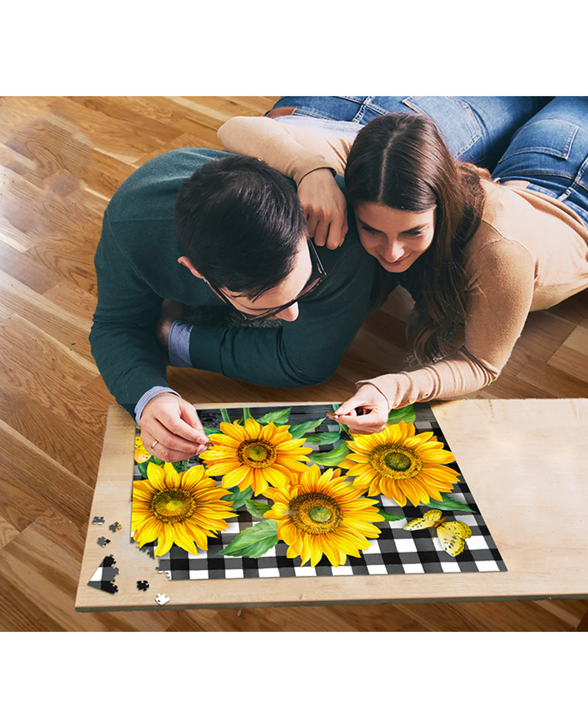 Briarwood Lane Checkered Sunflowers Puzzle