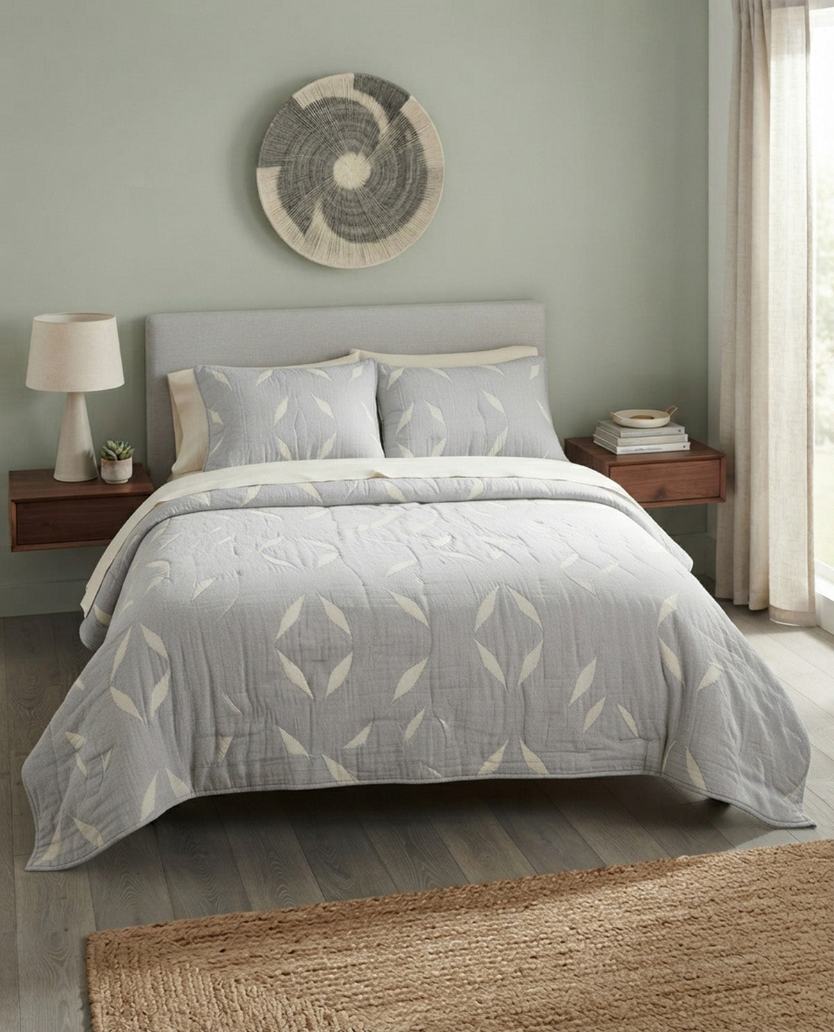 Leaves Queen Coverlet Grey Quilt