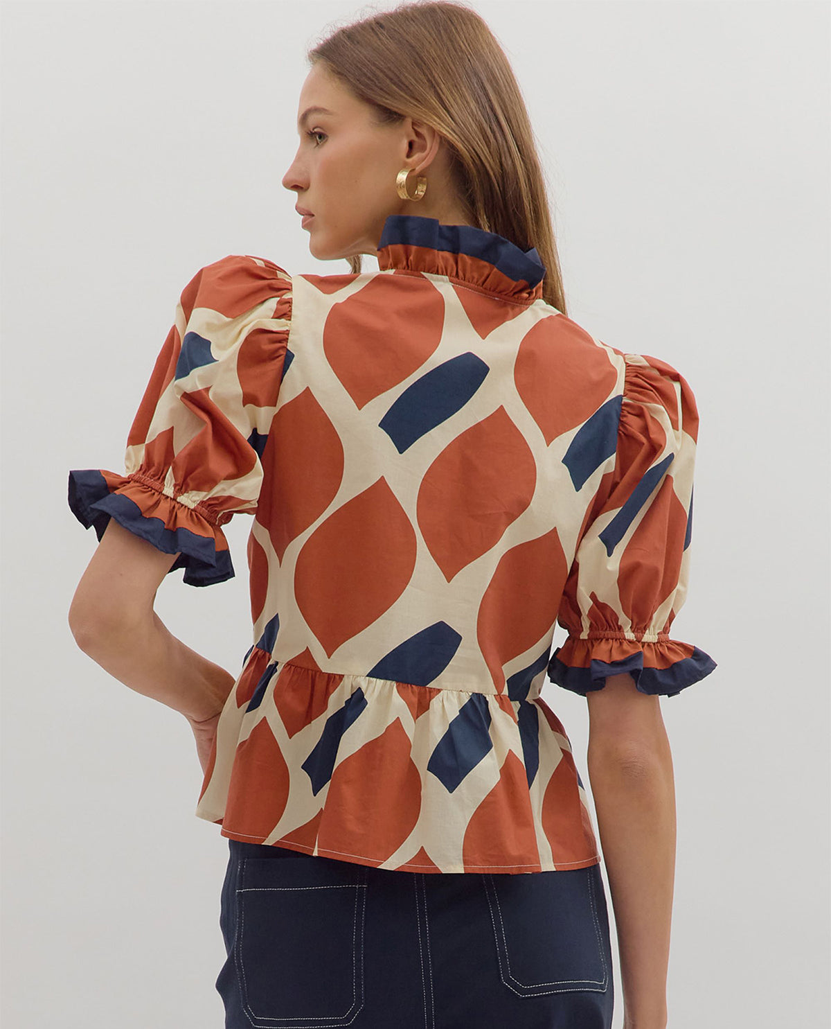 Entro V Neck Print Top