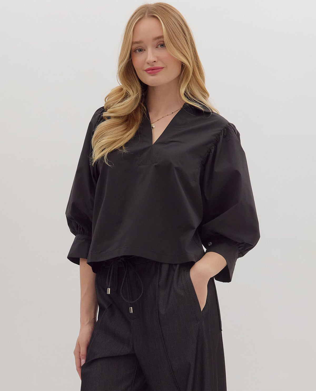 Entro Solid Collar Top