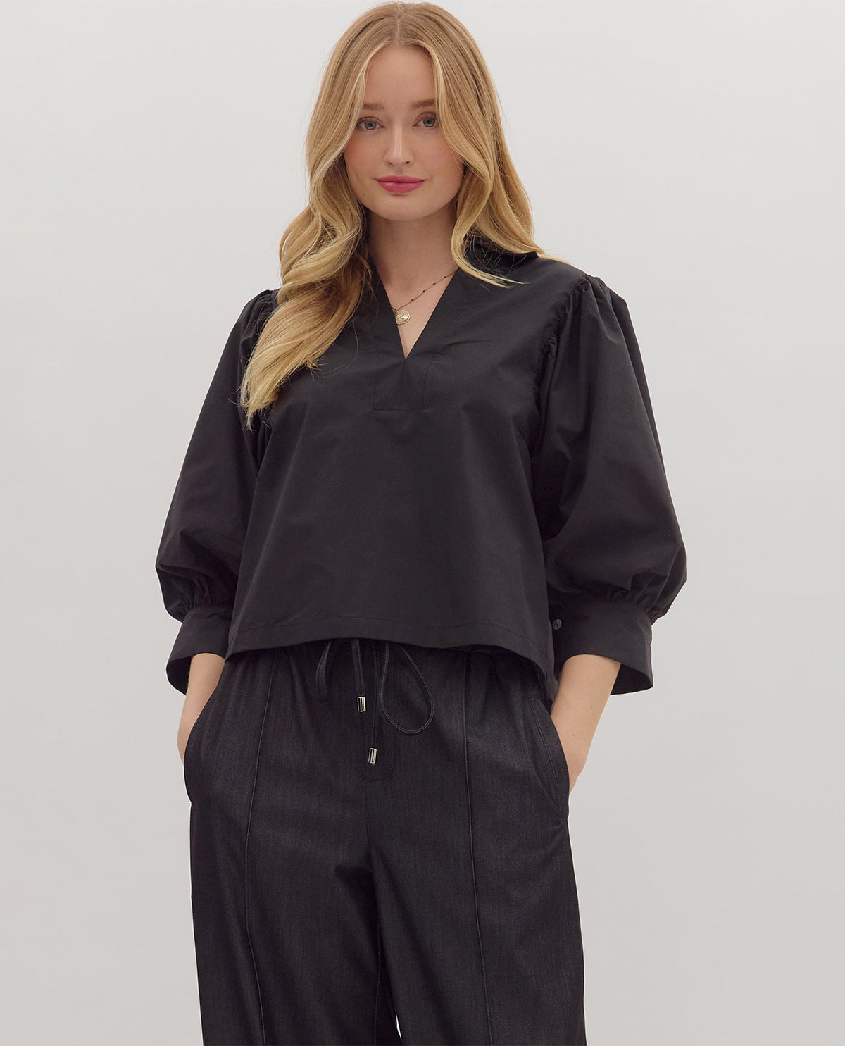 Entro Solid Collar Top